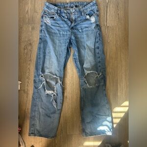 American Eagle Outfitters Women’s Light Blue Distressed Skinny Jeans